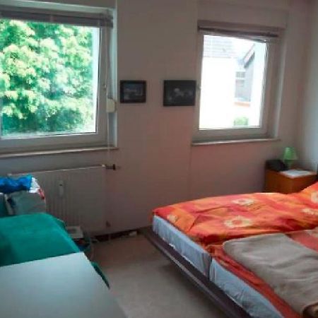 Duesseldorf - Separates, Privates Zimmer エクステリア 写真